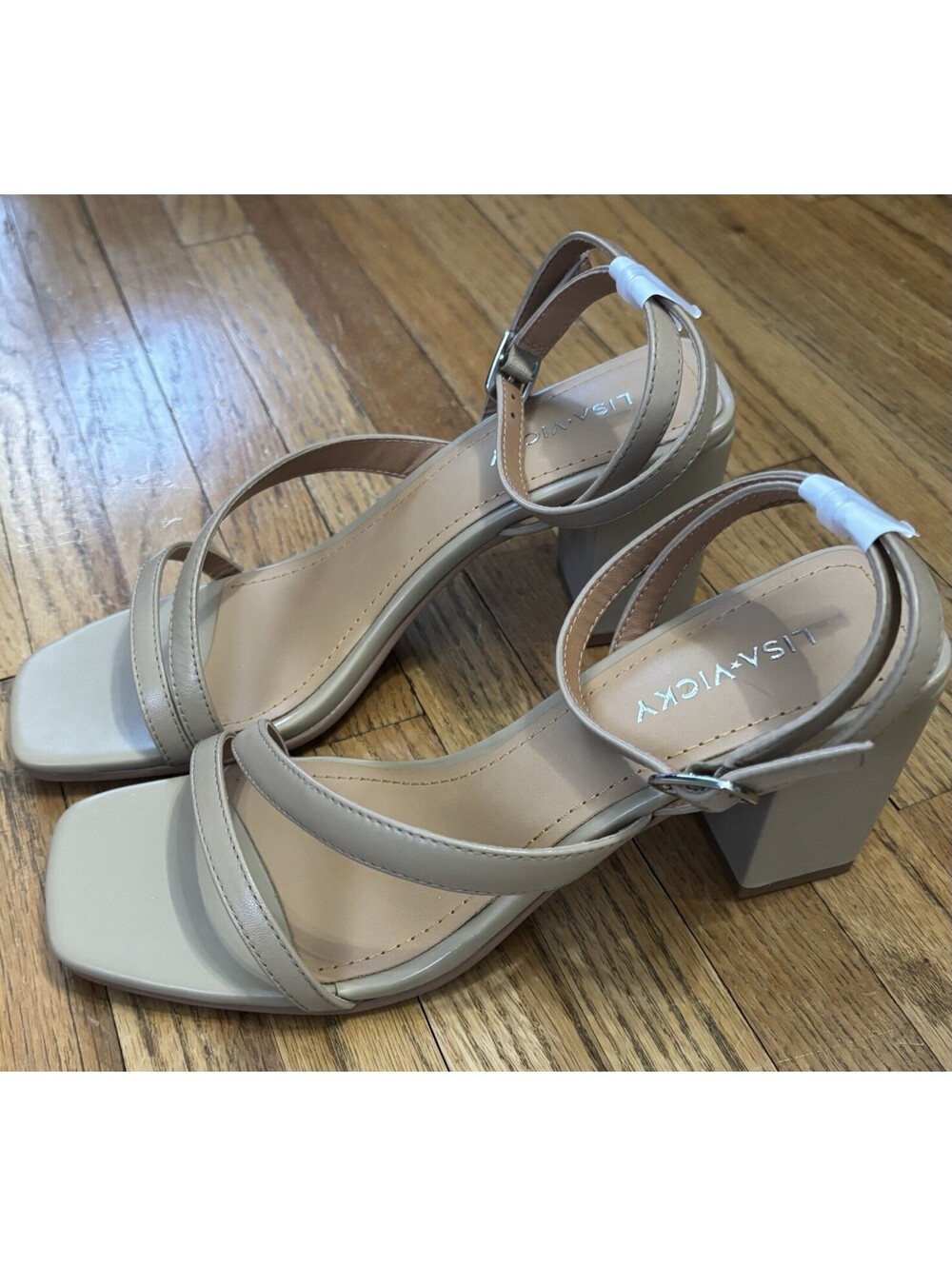 lisa vicky shoes Violet-V Tan Camel Size 7.5 M